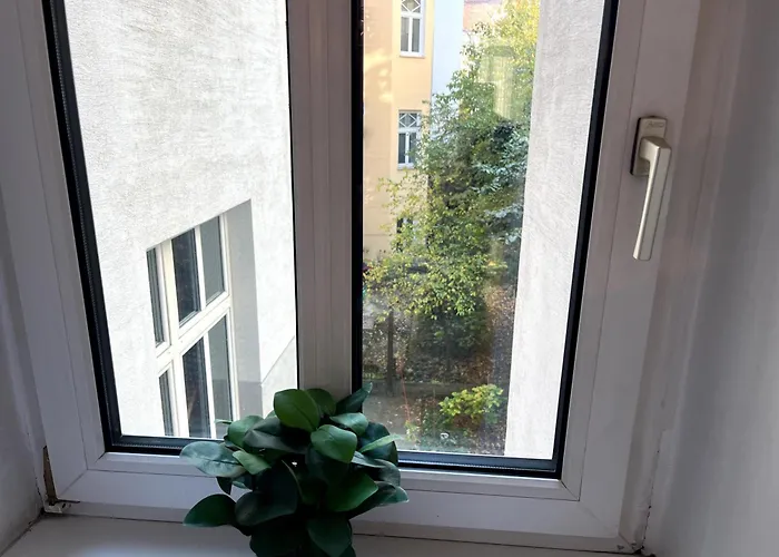 Cozy Two-bedroom Near Metro - Self Check-in Apartment Vienna