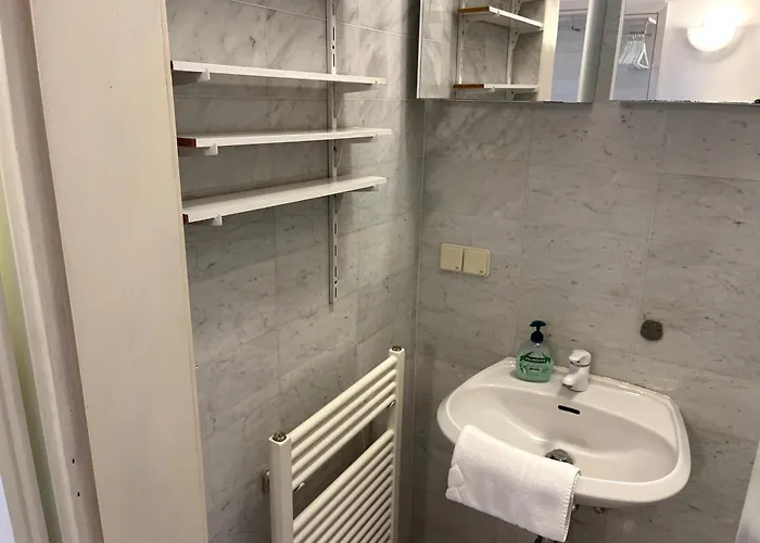 Apartment Cozy Two-bedroom Near Metro - Self Check-in Vienna